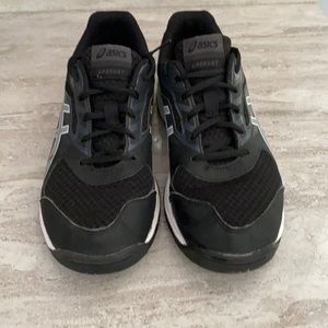 ASICS upcourt volleyball sneakers